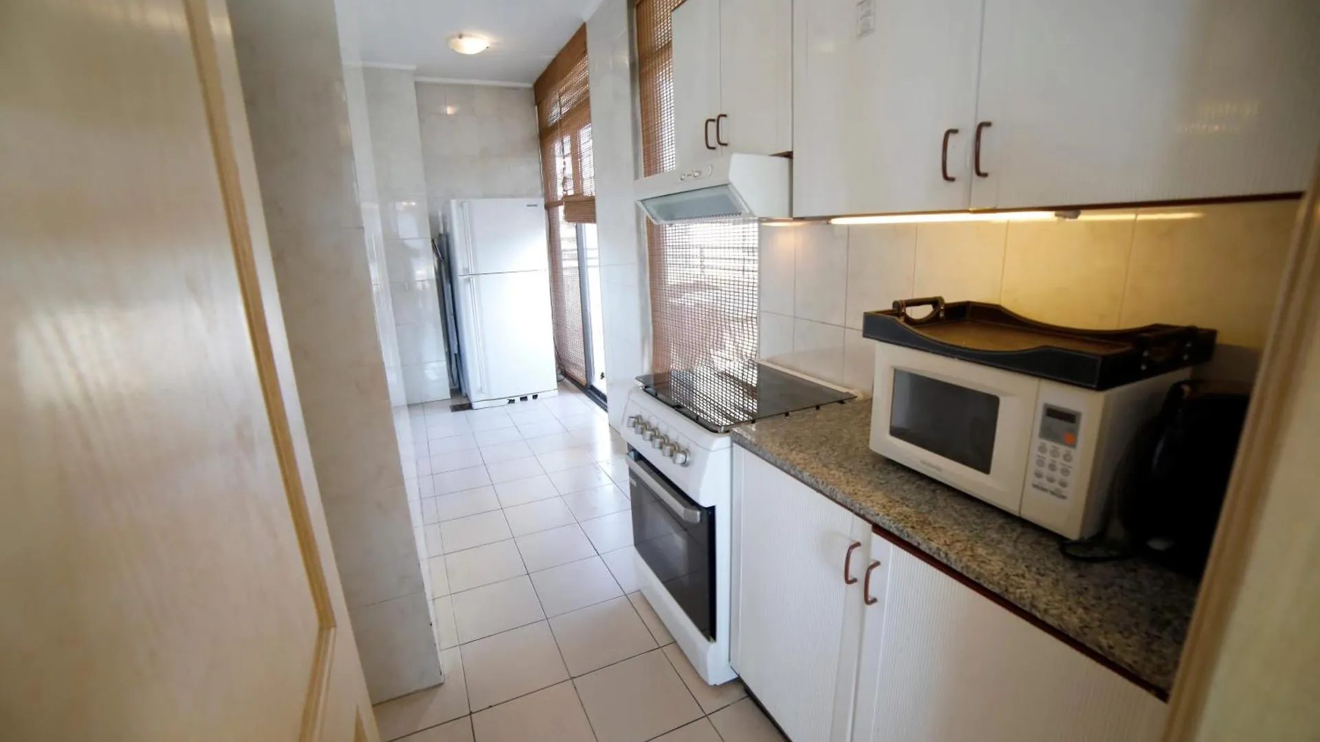فندق Holiday Home Suites بيروت
