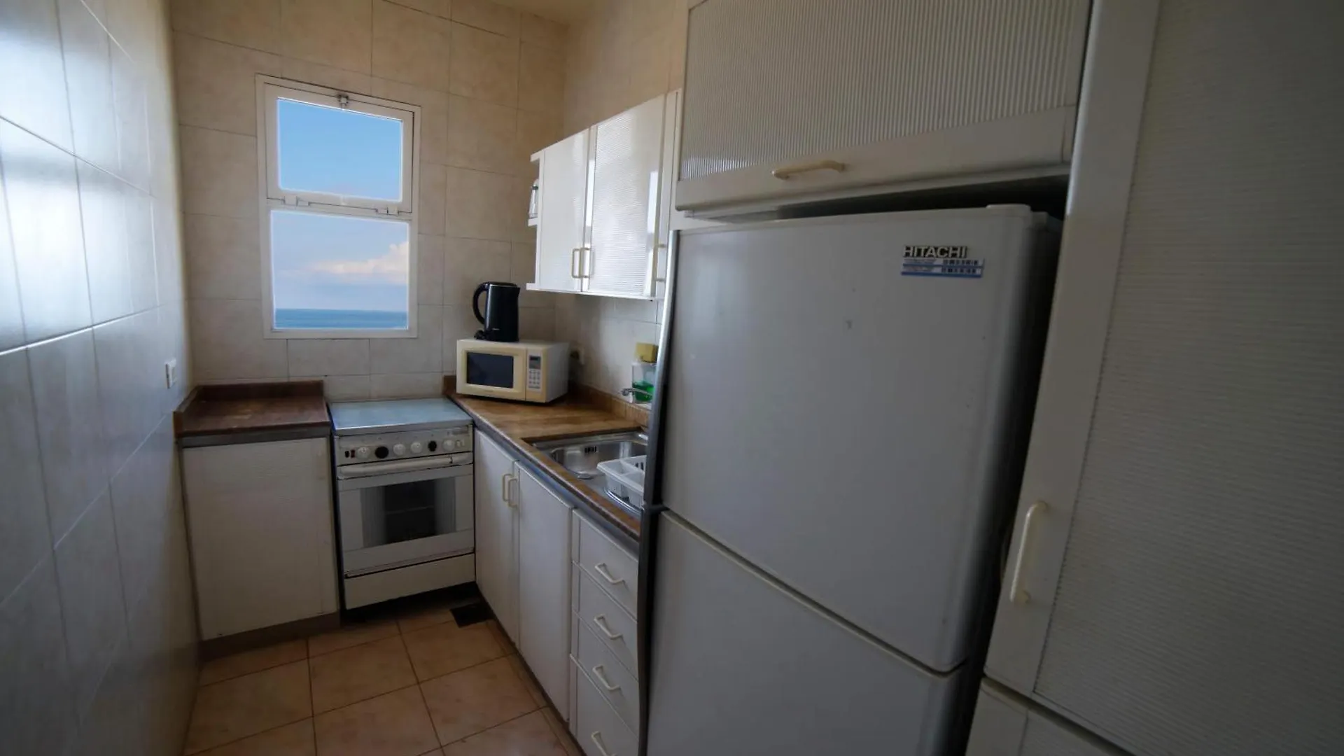 فندق Holiday Home Suites بيروت