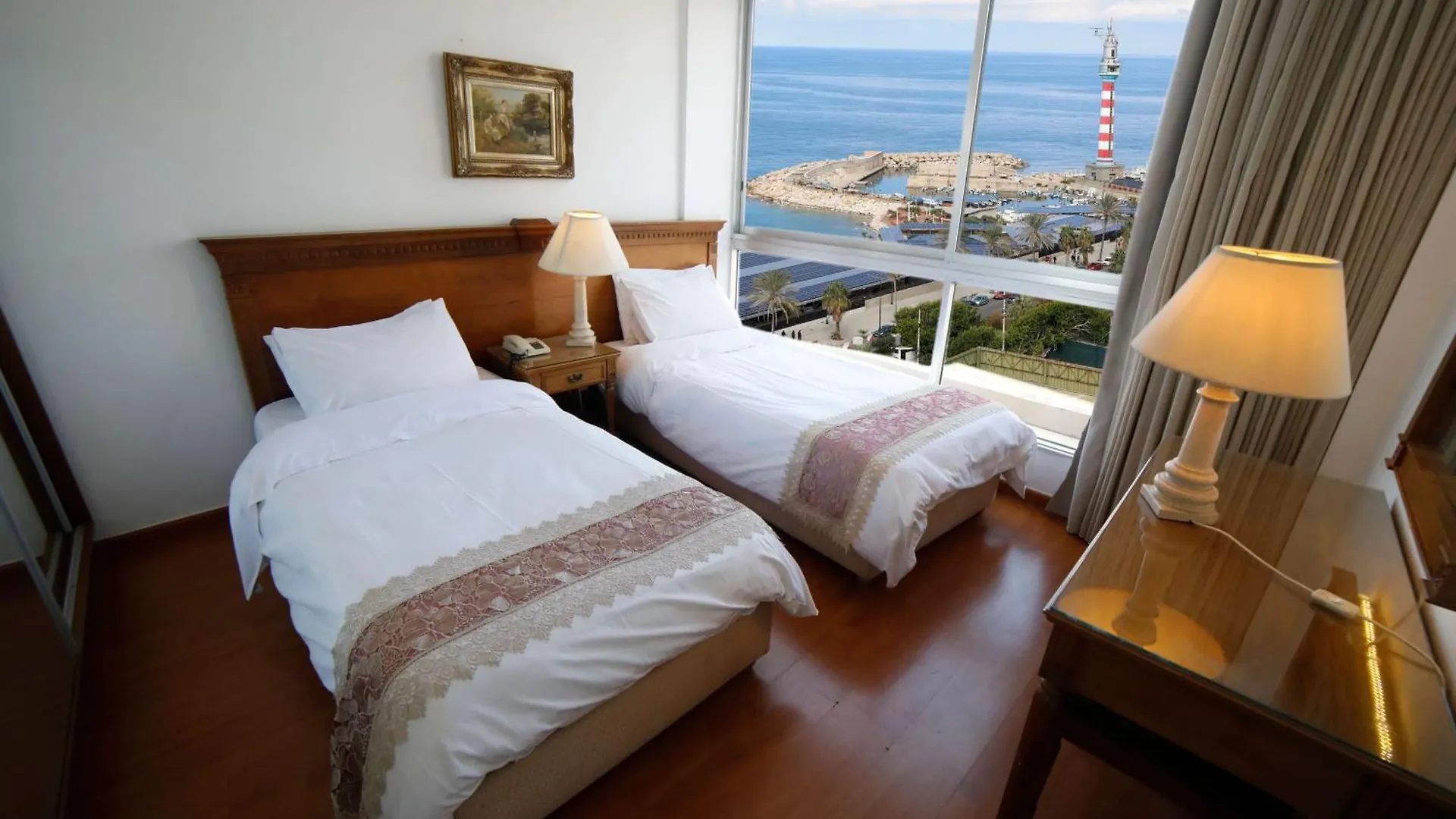 فندق Holiday Home Suites بيروت