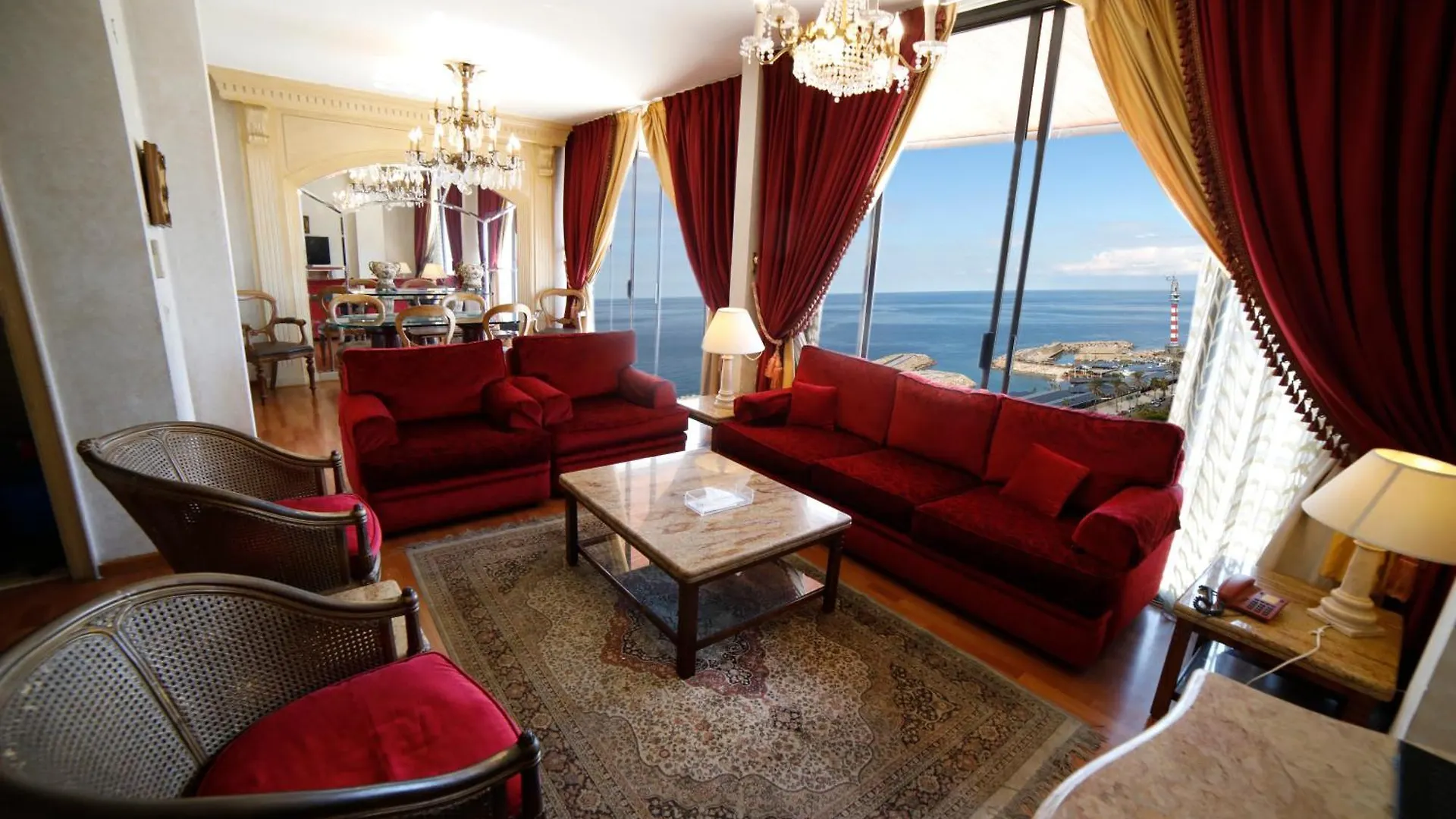Holiday Home Suites بيروت فندق