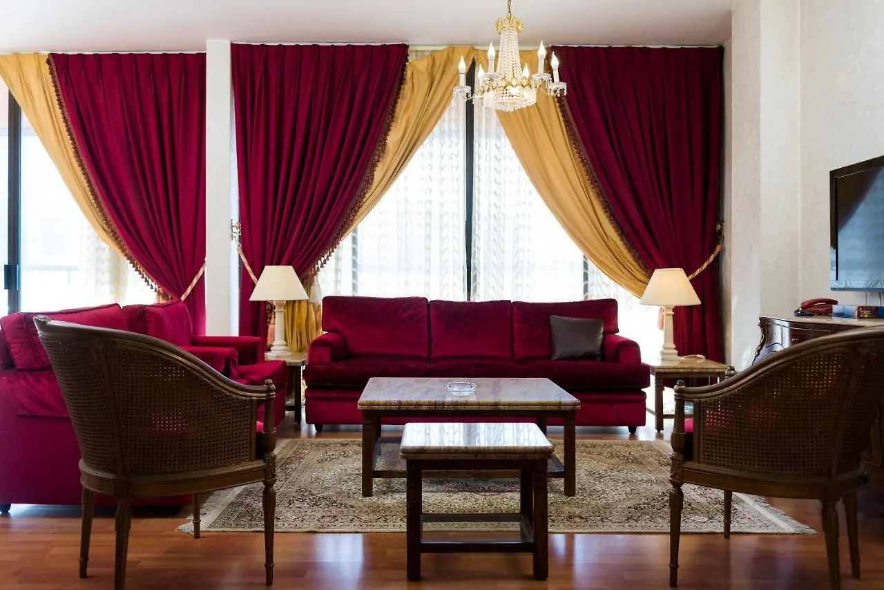 Holiday Home Suites بيروت لبنان
