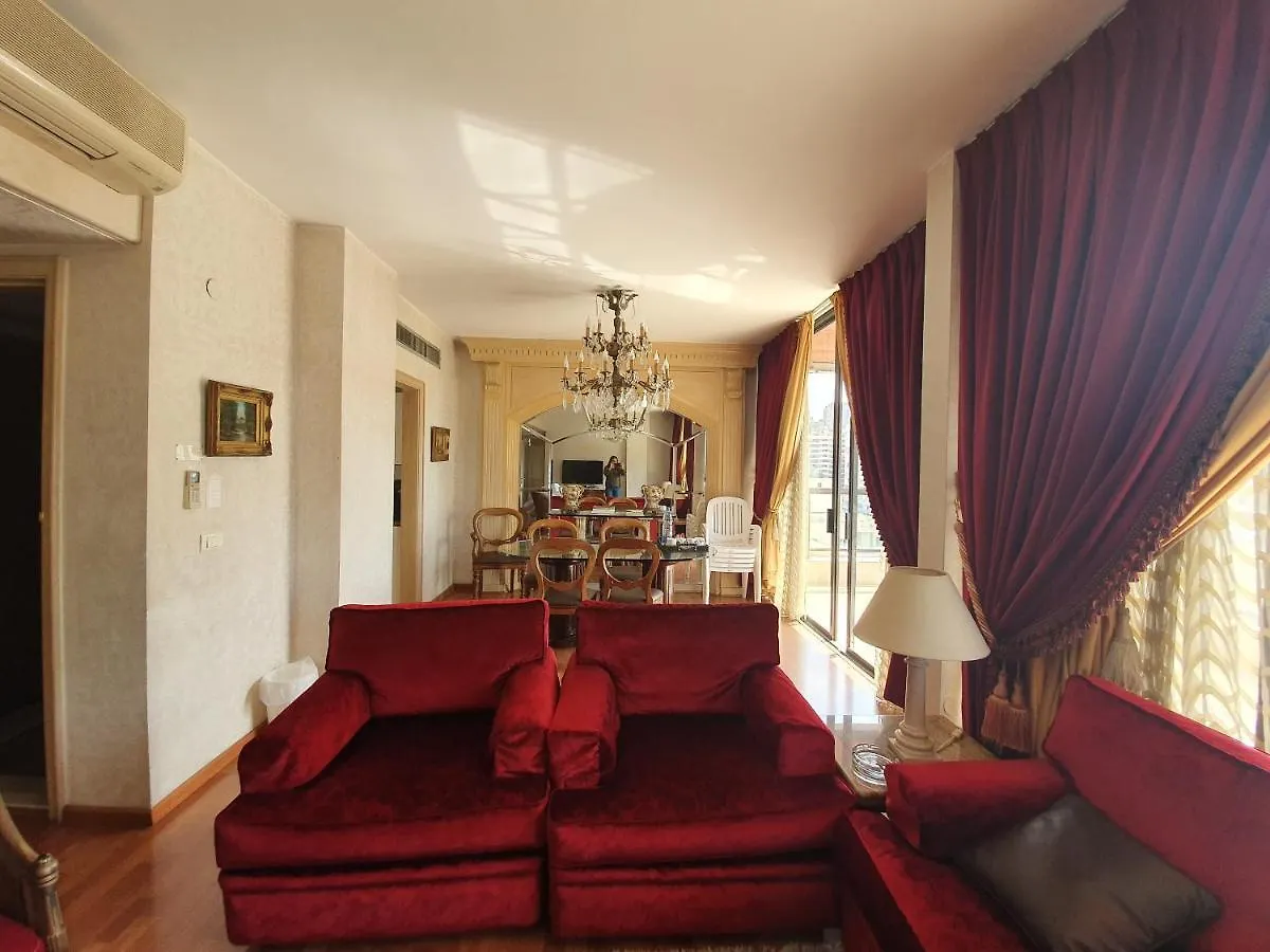 Holiday Home Suites بيروت فندق