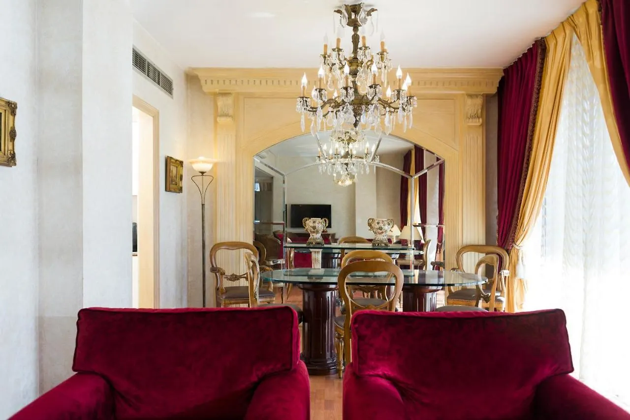 Holiday Home Suites بيروت فندق