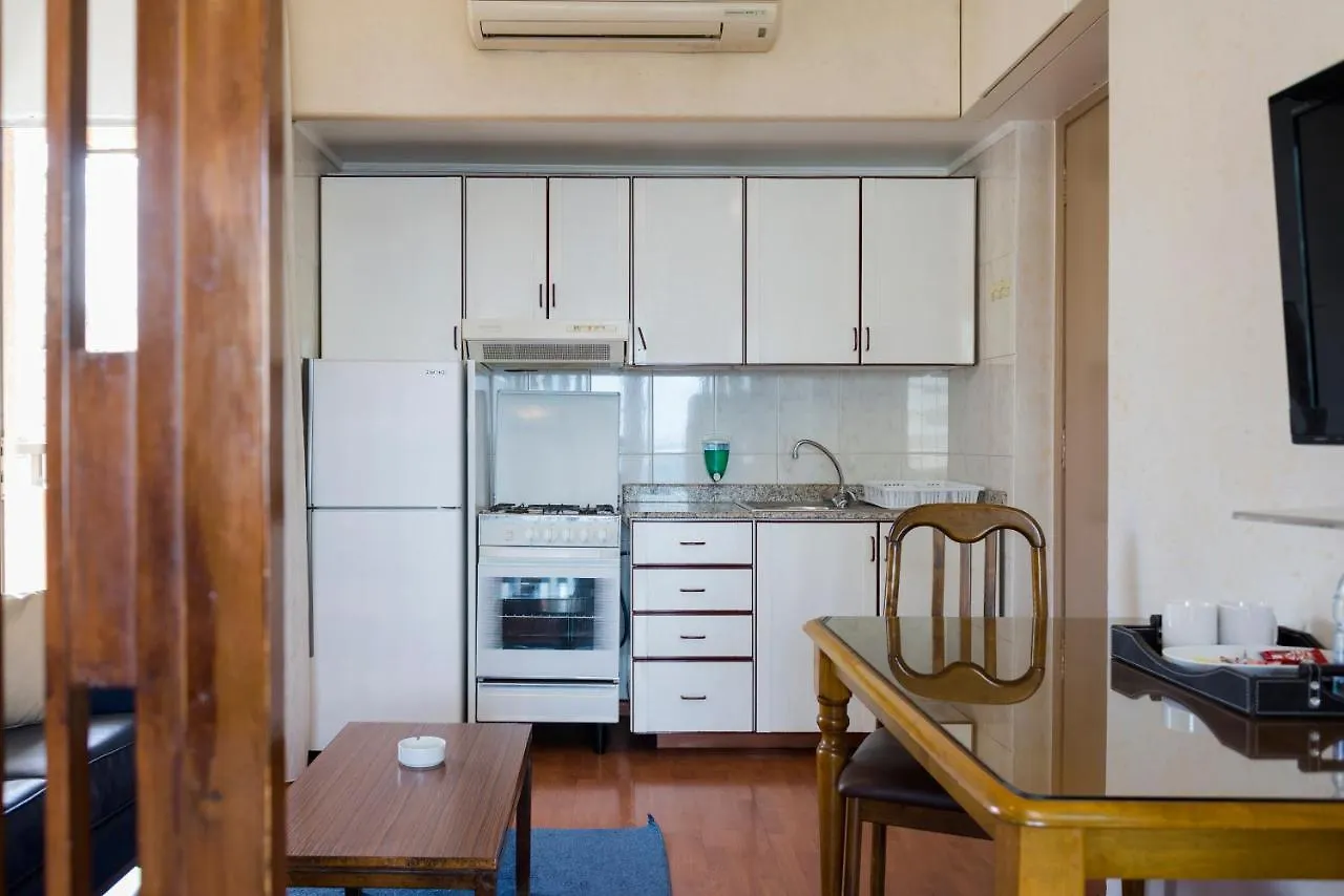 Holiday Home Suites بيروت