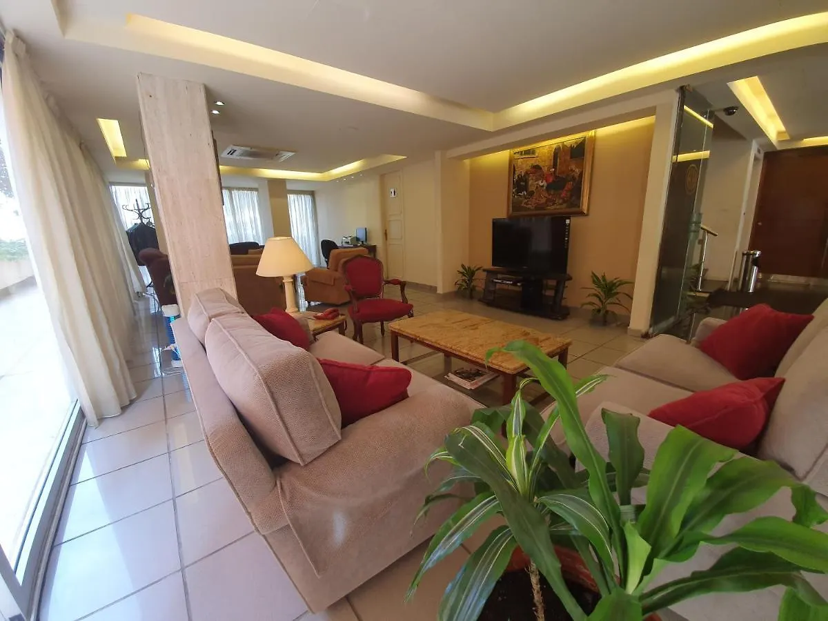 Holiday Home Suites بيروت