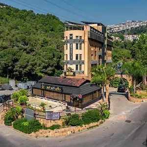 لو كارافيل بيروت Mansourieh