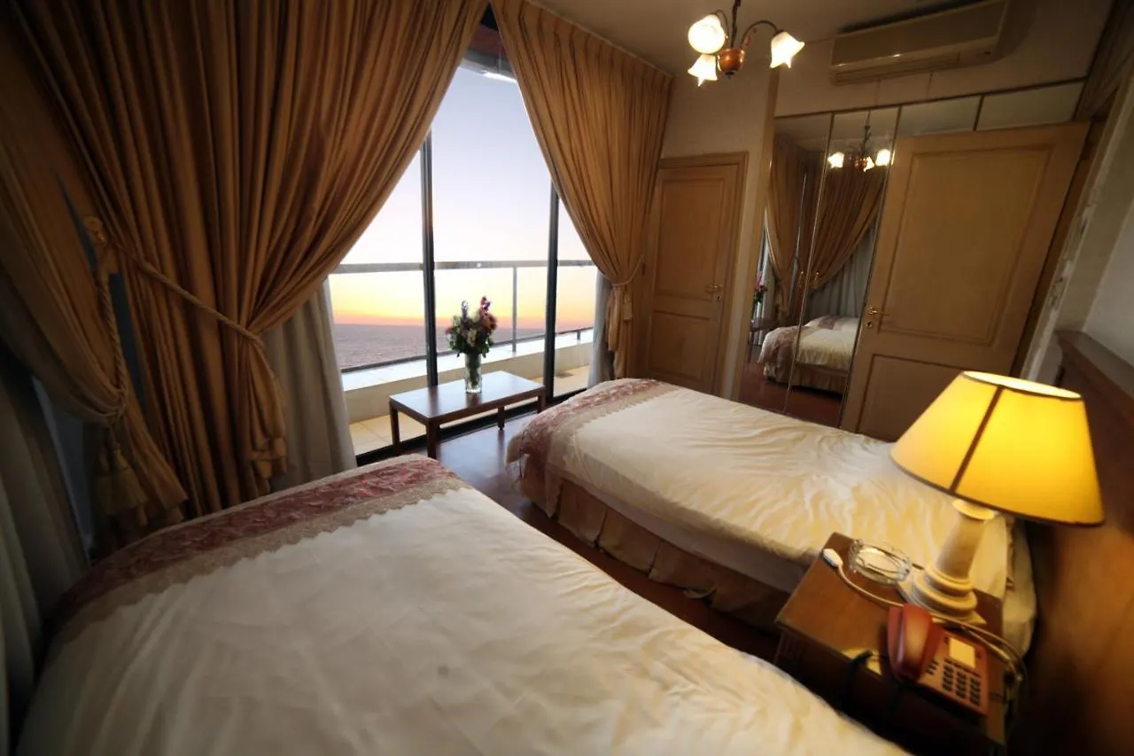 Holiday Home Suites Beirut