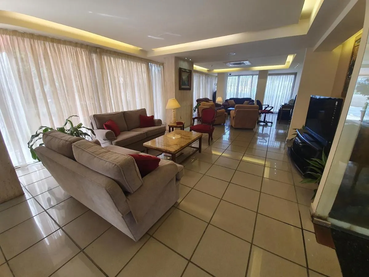 فندق Holiday Home Suites بيروت